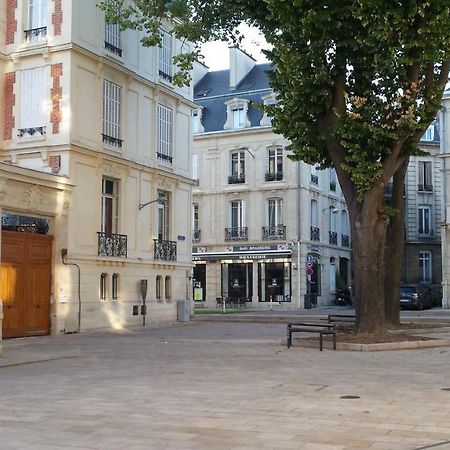 Hôtel The Absolute Center Of Reims Extérieur photo